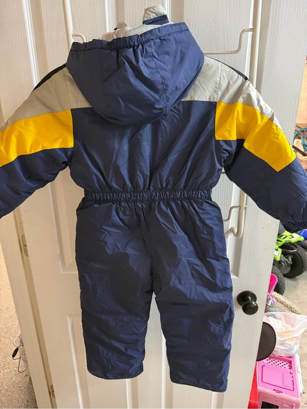 Vintage Y2K Oshkosh kids one piece snow suit